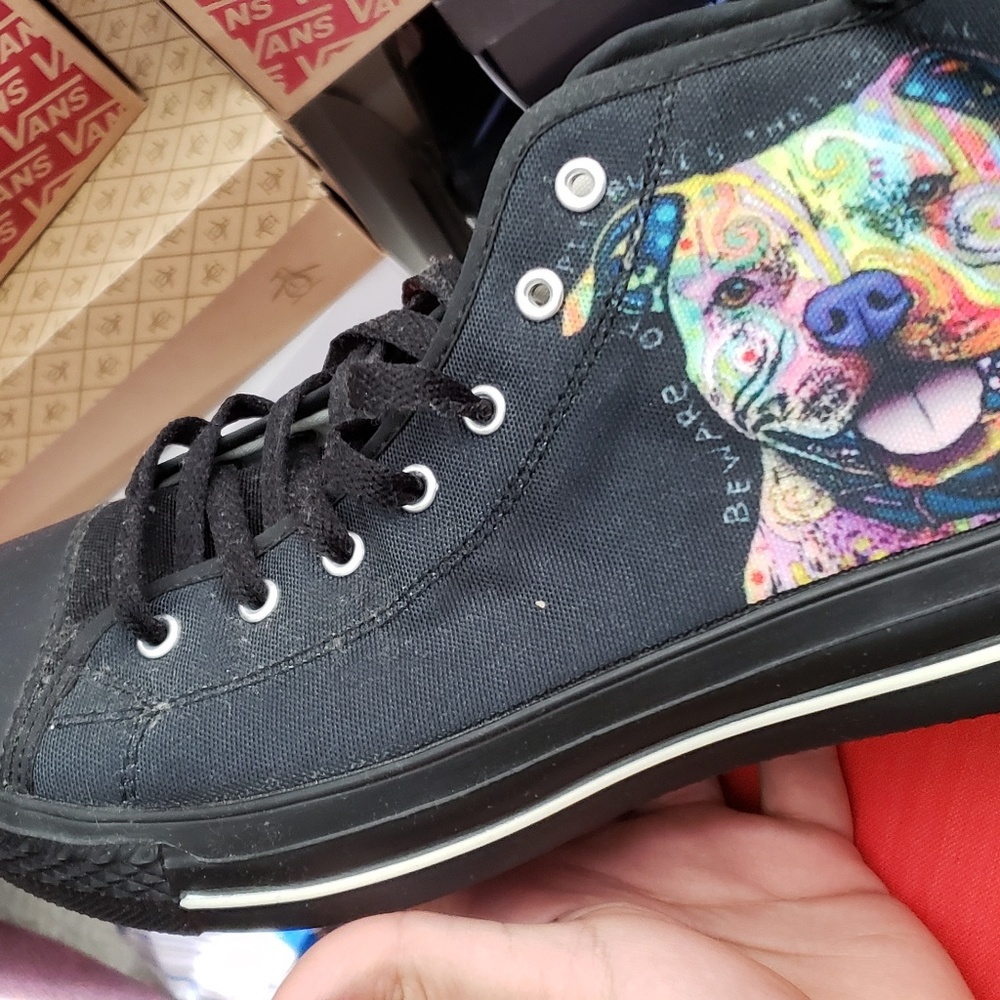 Shoes - Picture 4 of 4